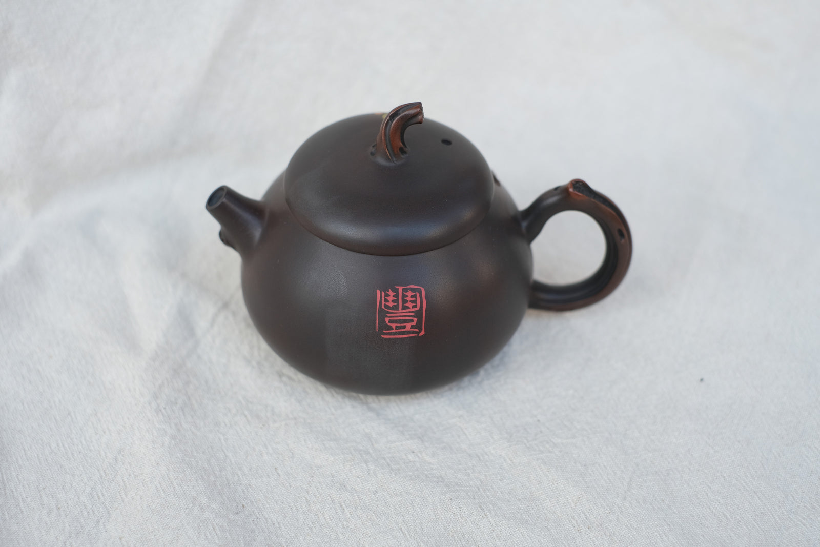 Teapot 16