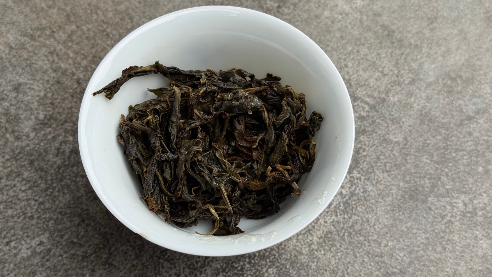 Spring 2025 reddened Jingmai Gushu