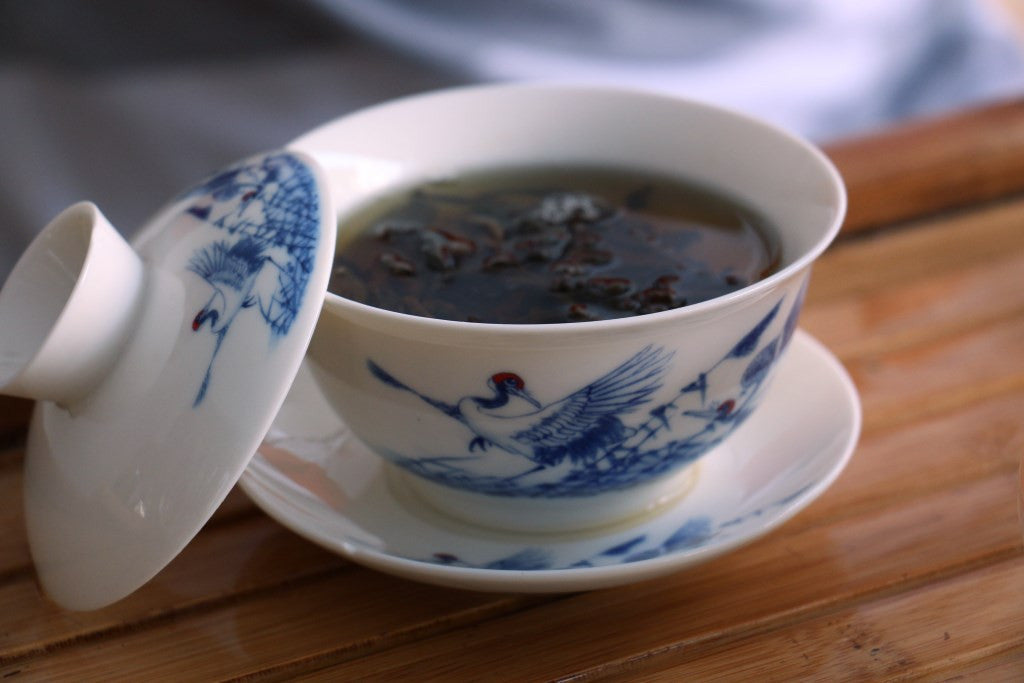 fine pu-erh tea brewed in gaiwan